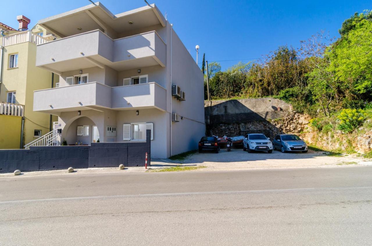 Apartment Amabilis Mlini Bagian luar foto